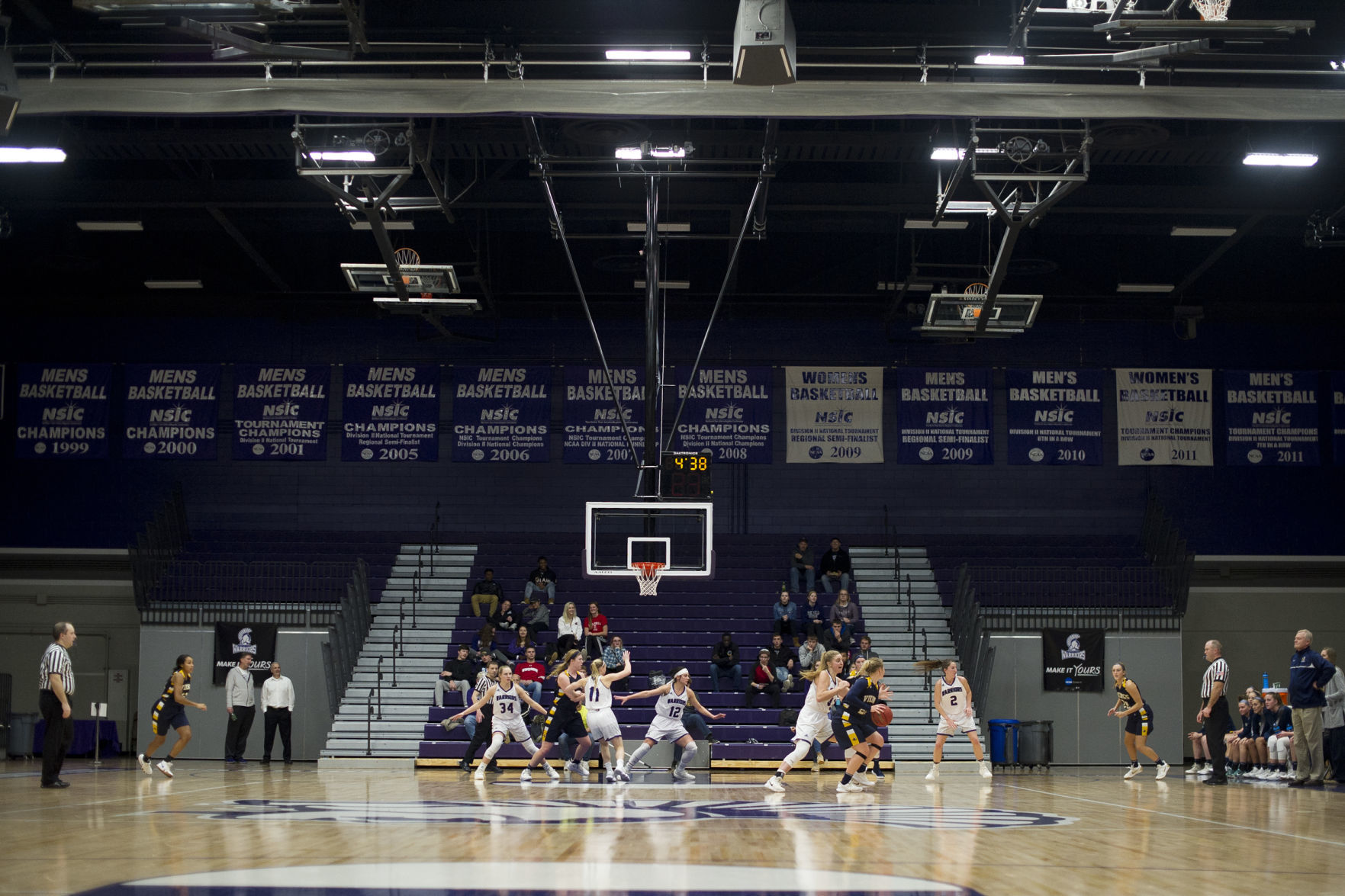 WSU v. Augustana 06